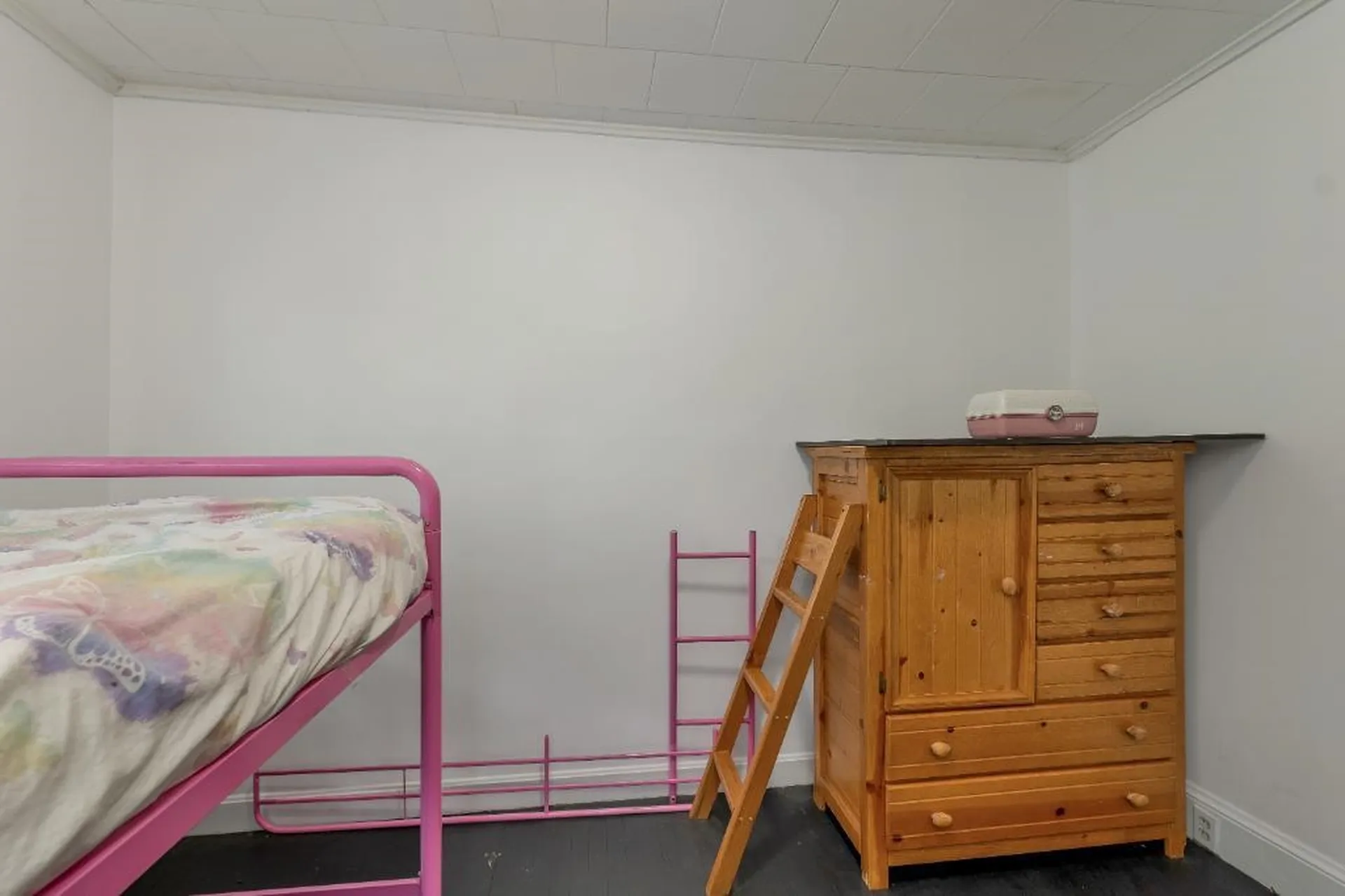 8 Lewis Street Laconia NH 03246