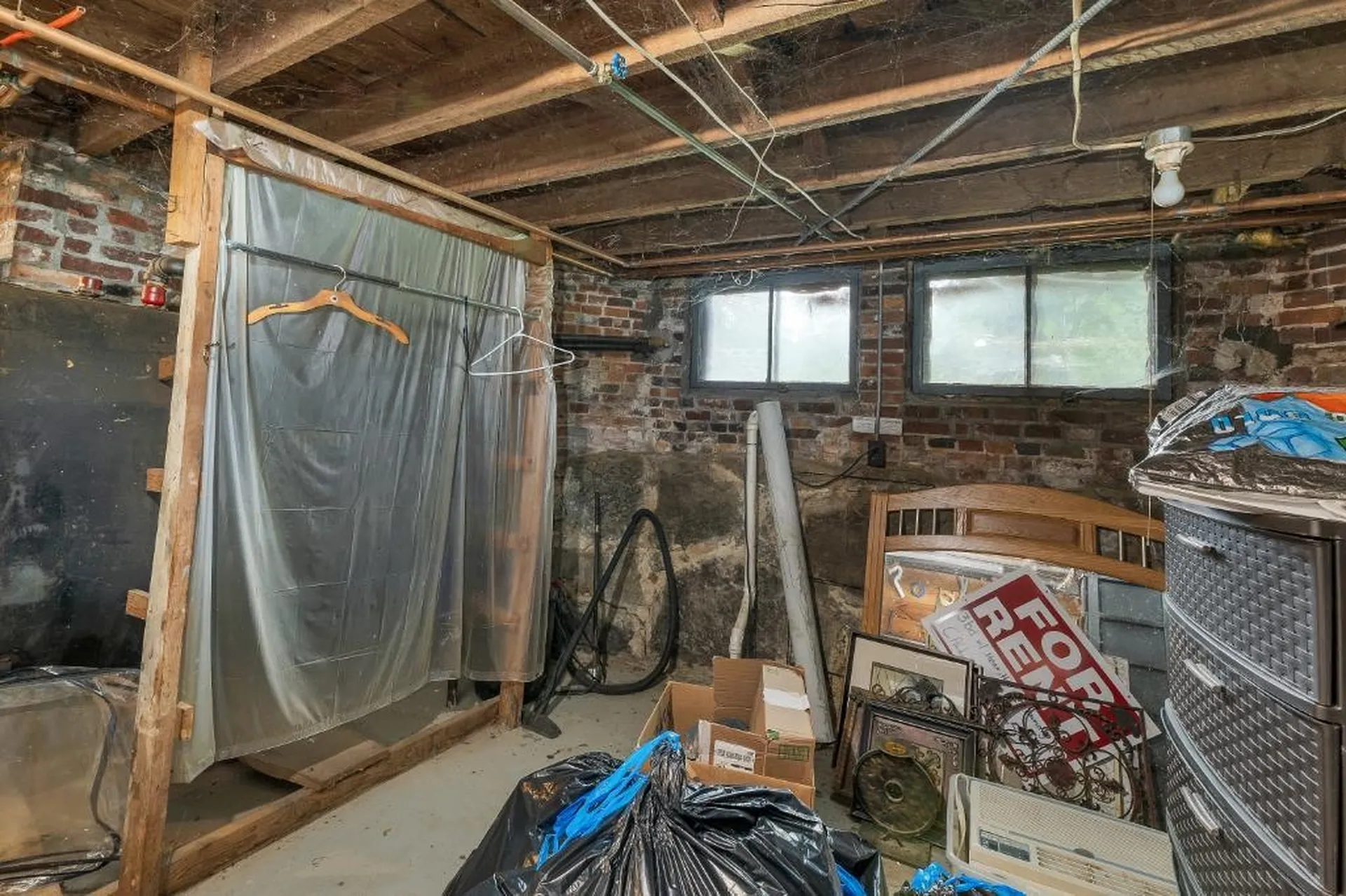 8 Lewis Street Laconia NH 03246