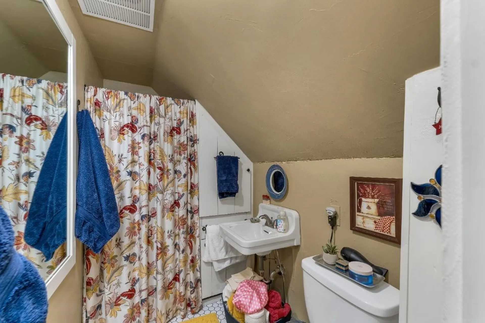 8 Lewis Street Laconia NH 03246