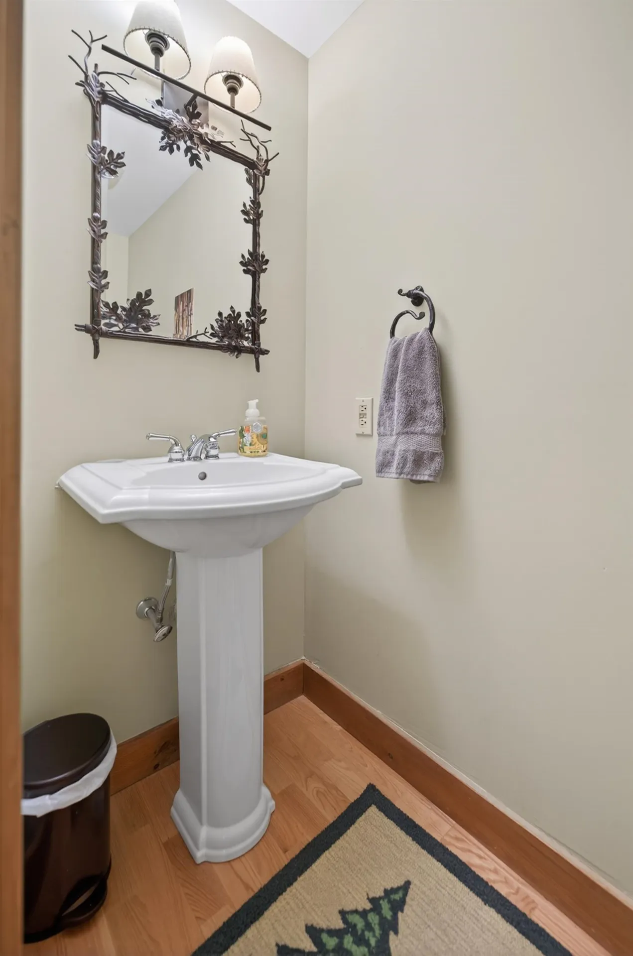2C Townhouse Square Dover VT 05356