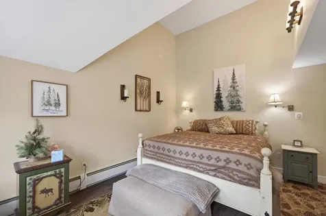 2C Townhouse Square Dover VT 05356