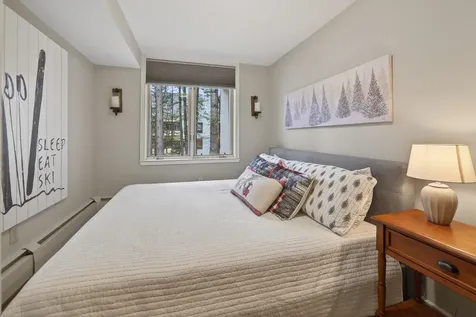 2C Townhouse Square Dover VT 05356