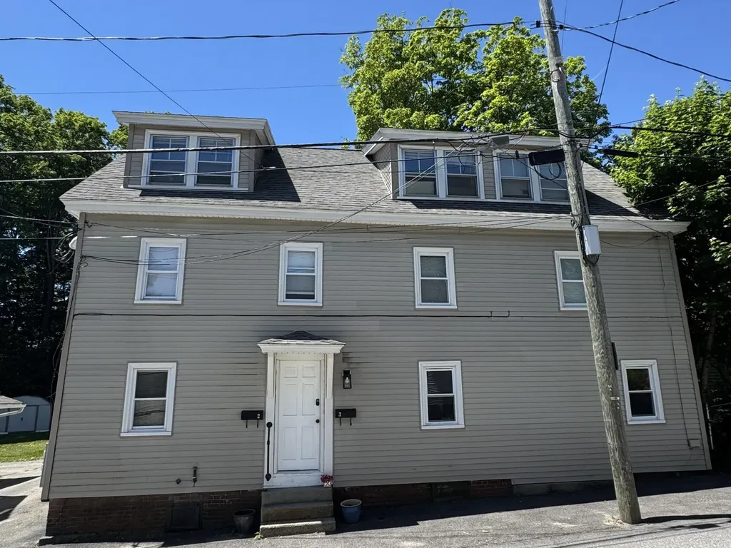 29 Central Street Newmarket NH 03857