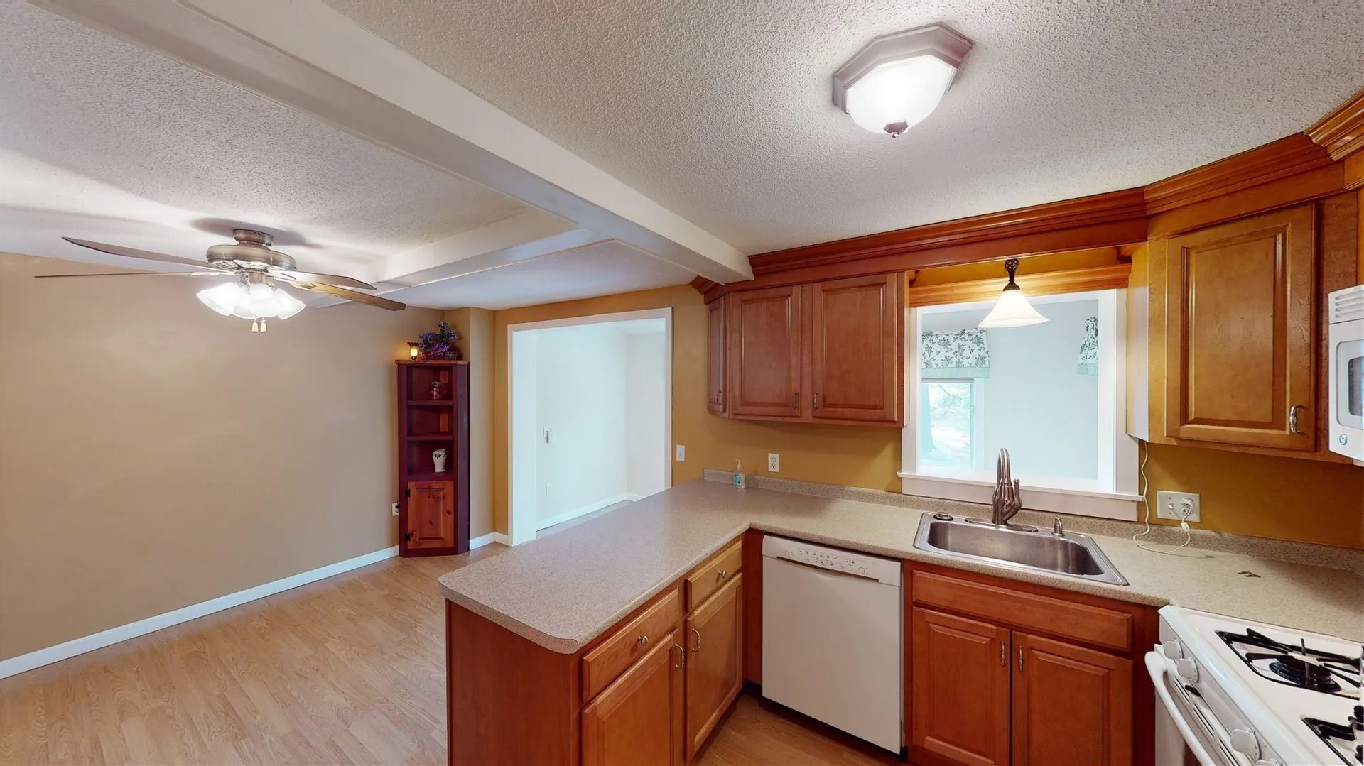 32 Sentry Way Merrimack NH 03054