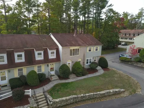 32 Sentry Way Merrimack NH 03054