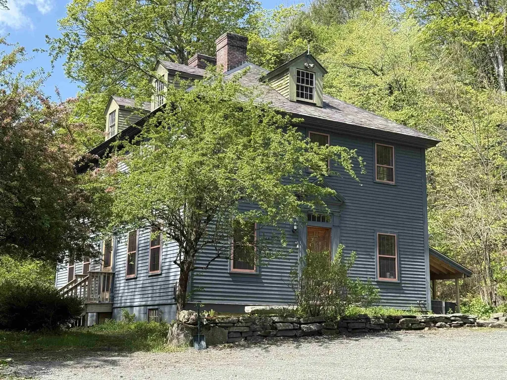 800 Hubbard Hill Halifax VT 05358