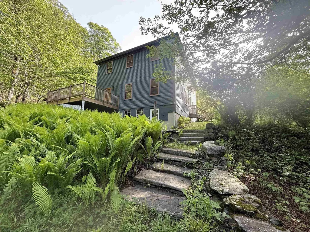 800 Hubbard Hill Halifax VT 05358