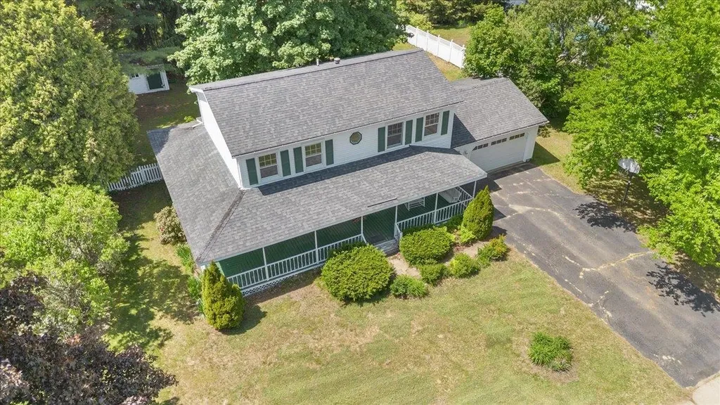 32 Countryside Drive Essex Junction VT 05452