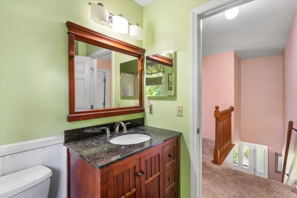 32 Countryside Drive Essex Junction VT 05452