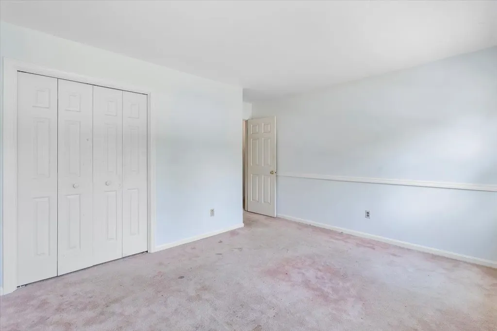 32 Countryside Drive Essex Junction VT 05452
