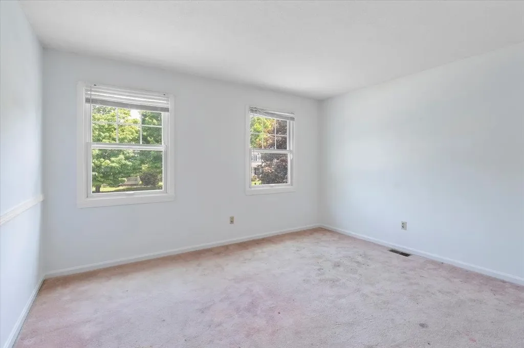 32 Countryside Drive Essex Junction VT 05452