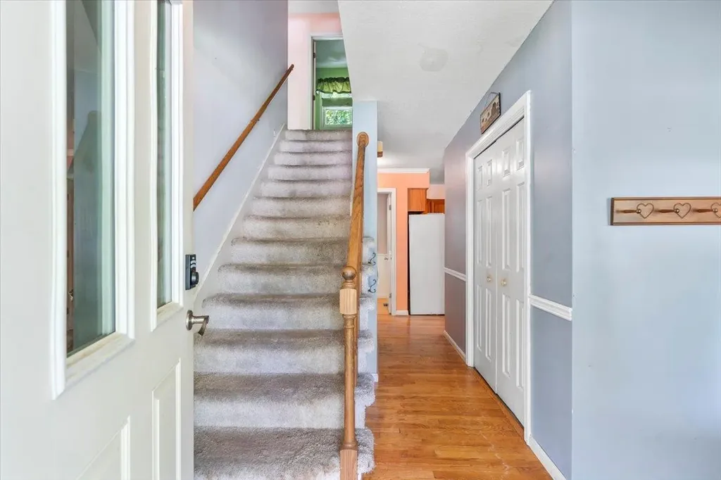 32 Countryside Drive Essex Junction VT 05452