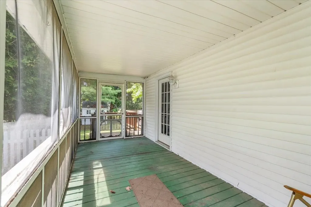 32 Countryside Drive Essex Junction VT 05452
