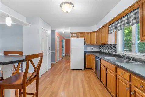 32 Countryside Drive Essex Junction VT 05452