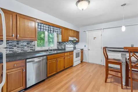 32 Countryside Drive Essex Junction VT 05452