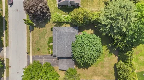 32 Countryside Drive Essex Junction VT 05452
