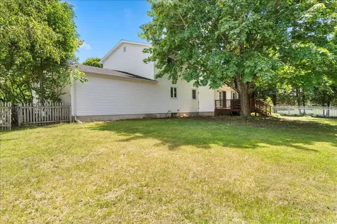 32 Countryside Drive Essex Junction VT 05452