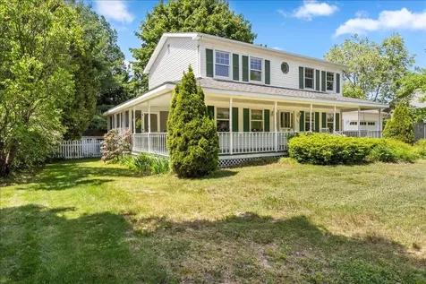 32 Countryside Drive Essex Junction VT 05452