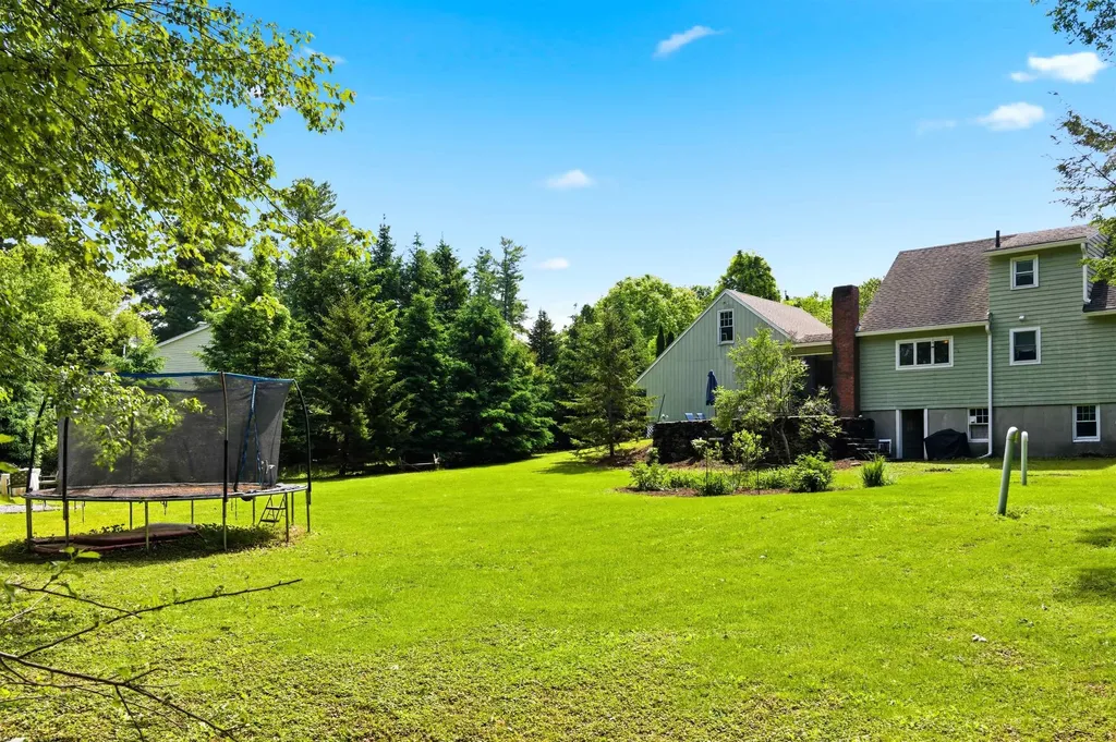 31 Westwood Circle Dover NH 03820