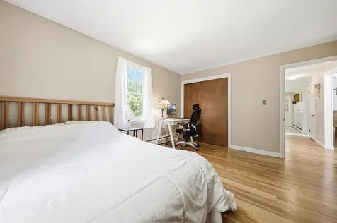 31 Westwood Circle Dover NH 03820