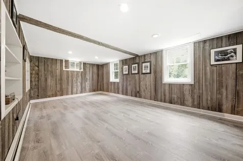 31 Westwood Circle Dover NH 03820