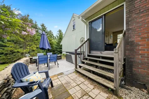 31 Westwood Circle Dover NH 03820