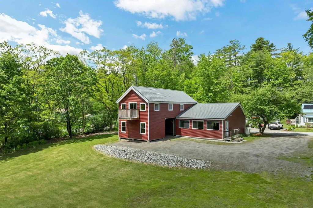 75 Hermit Woods Road Sanbornton NH 03269