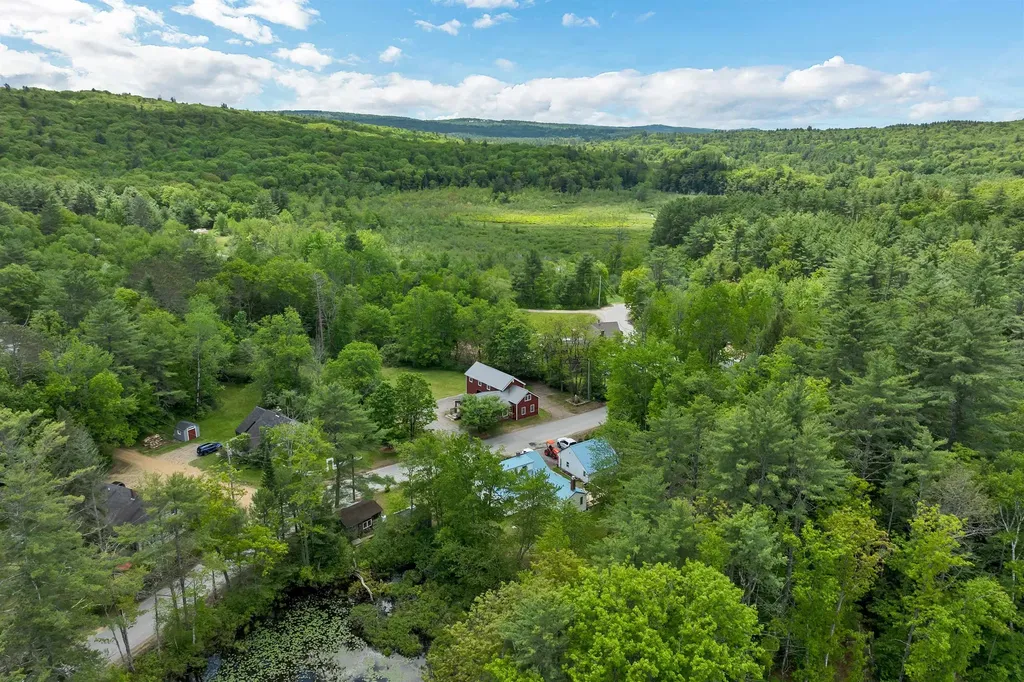 75 Hermit Woods Road Sanbornton NH 03269