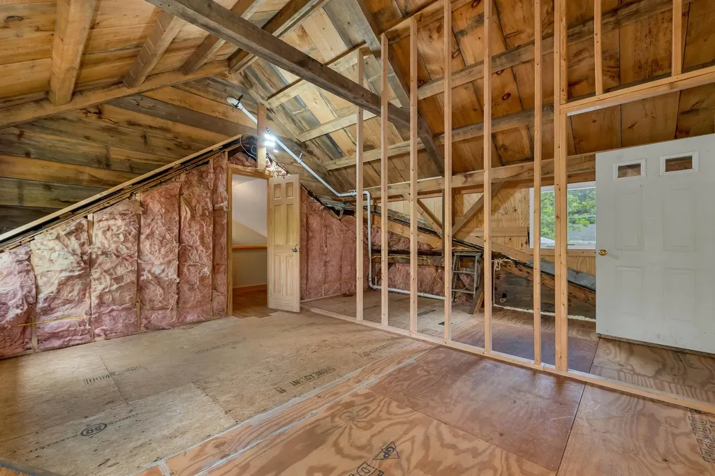 75 Hermit Woods Road Sanbornton NH 03269
