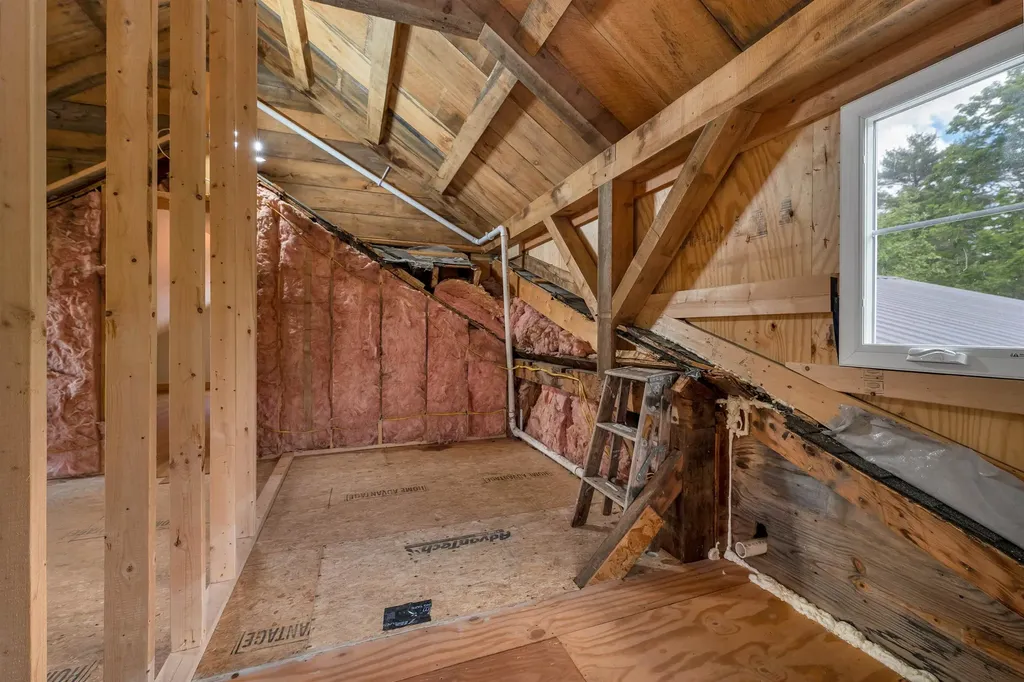 75 Hermit Woods Road Sanbornton NH 03269