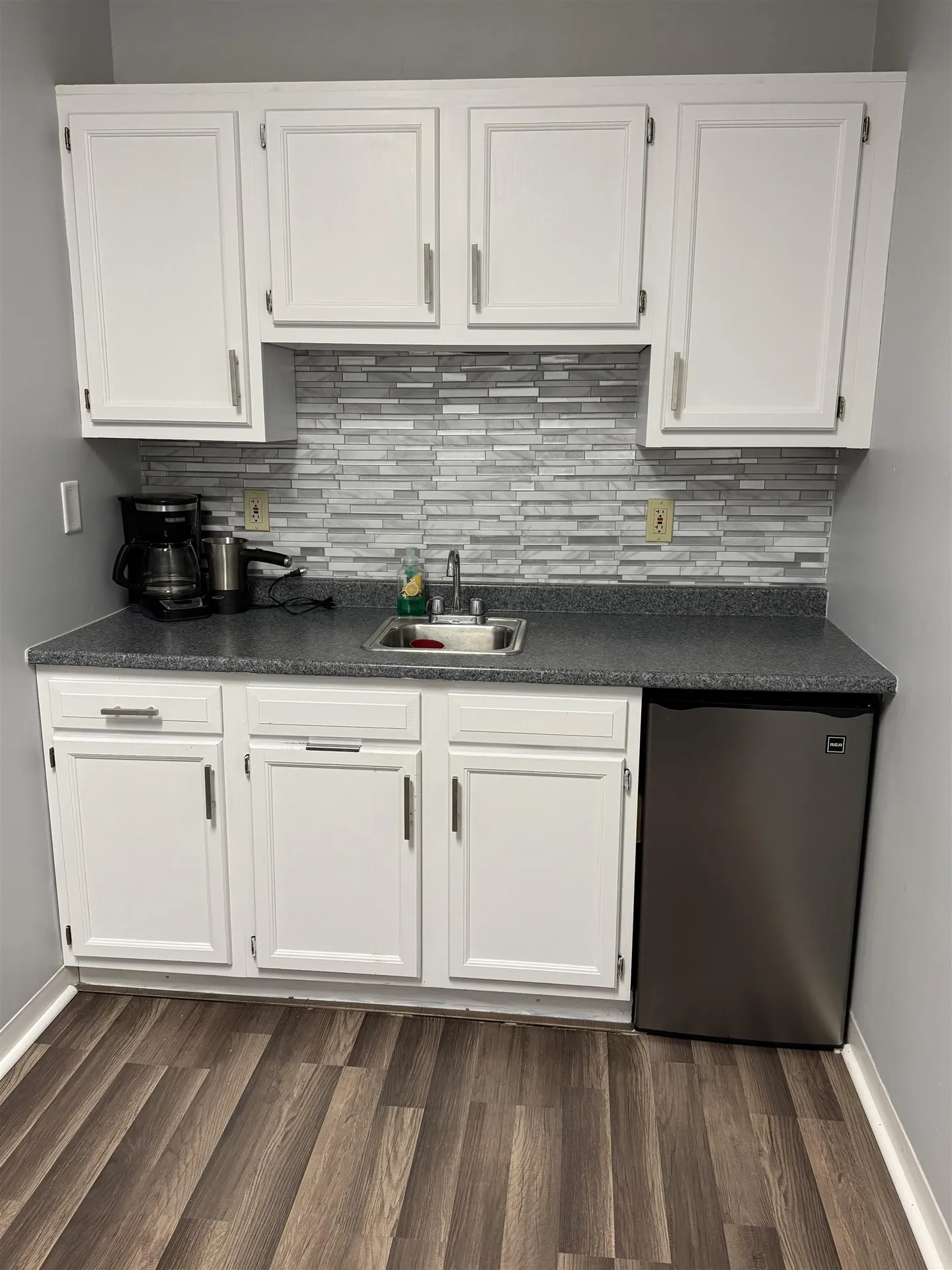 169 S River Road Bedford NH 03110