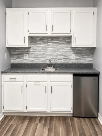 169 S River Road Bedford NH 03110