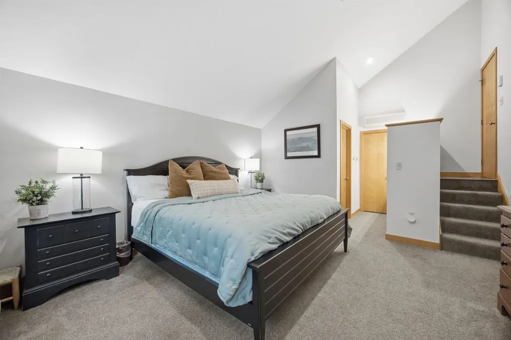2696 Lake Shore Road Gilford NH 03249