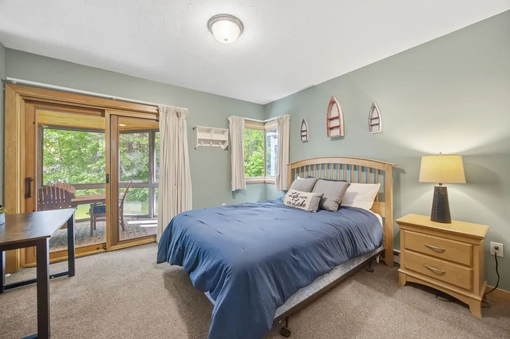 2696 Lake Shore Road Gilford NH 03249