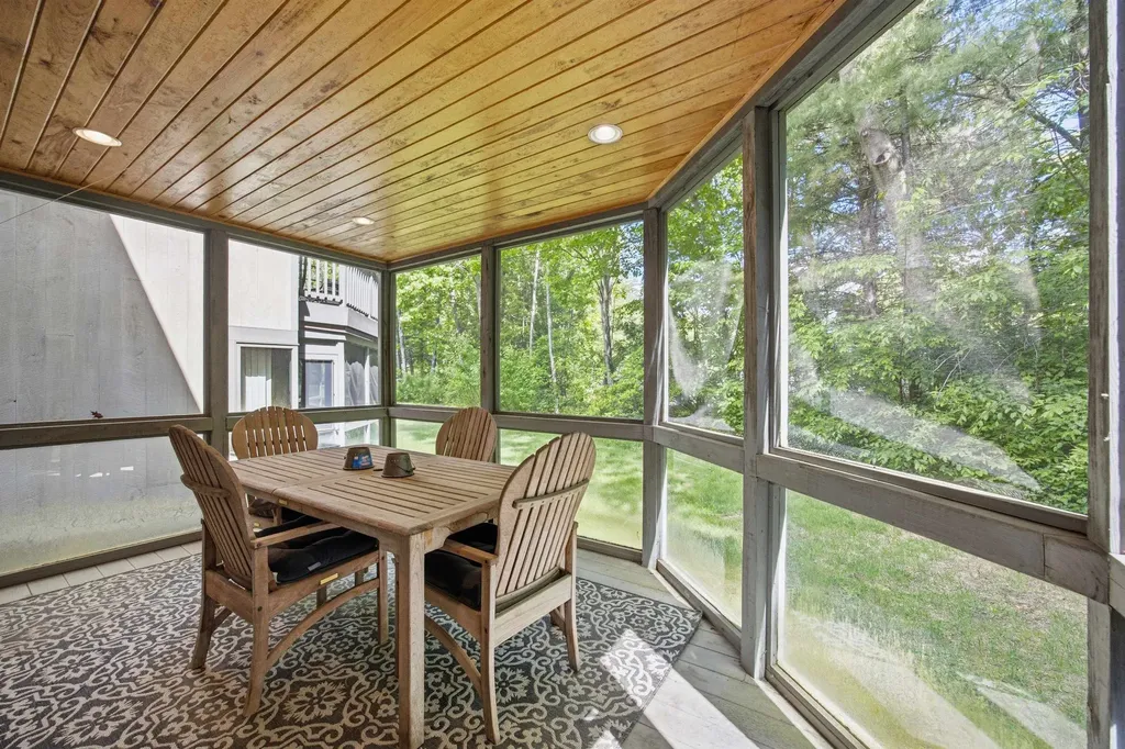 2696 Lake Shore Road Gilford NH 03249