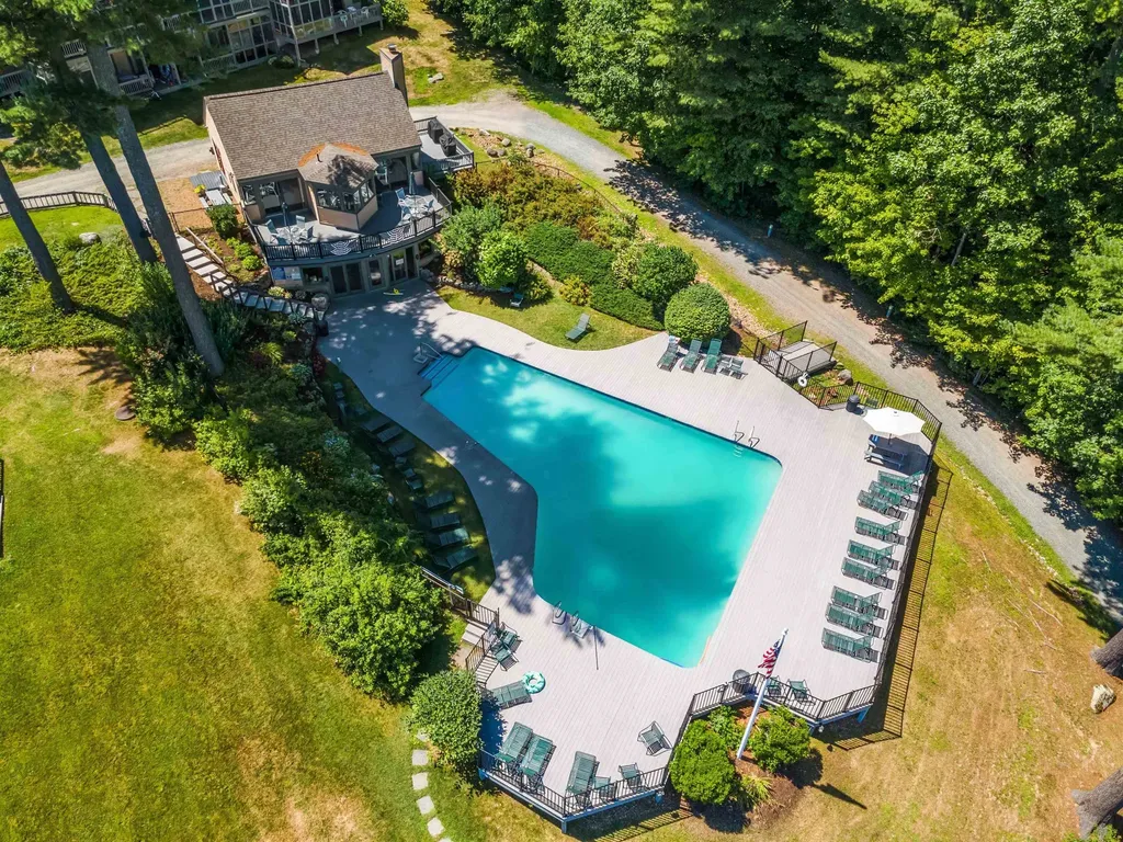 2696 Lake Shore Road Gilford NH 03249