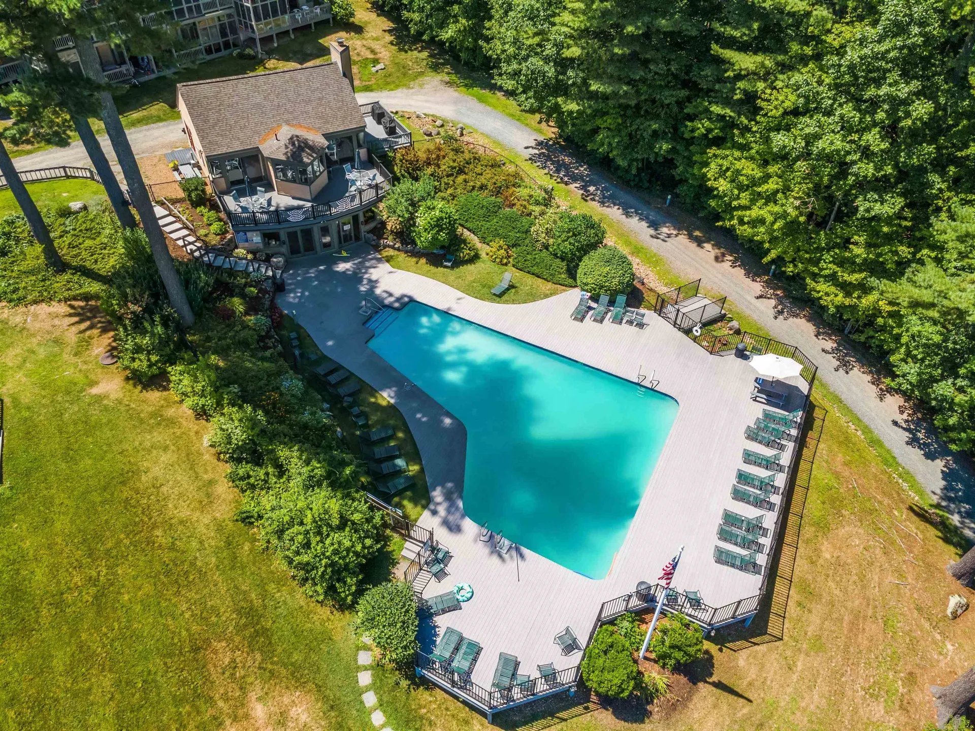 2696 Lake Shore Road Gilford NH 03249