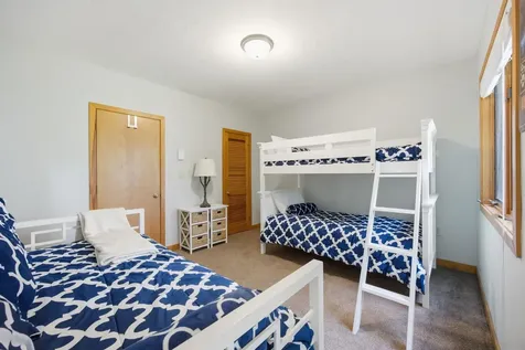 2696 Lake Shore Road Gilford NH 03249