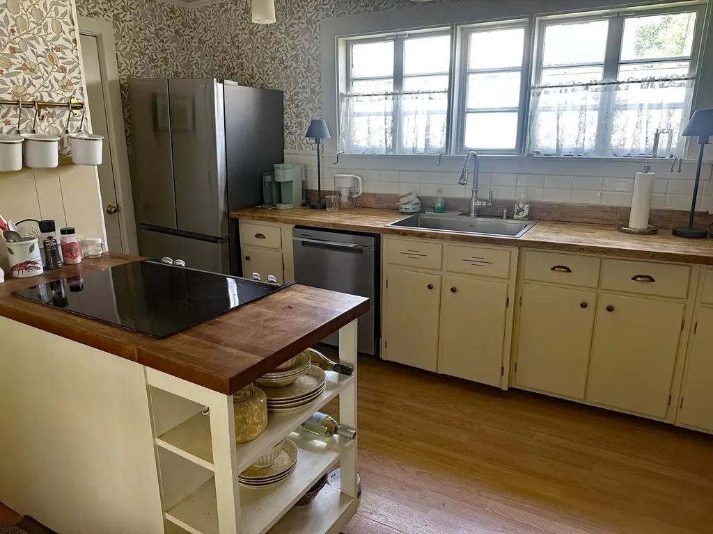 36 Green Street Rockingham VT 05101