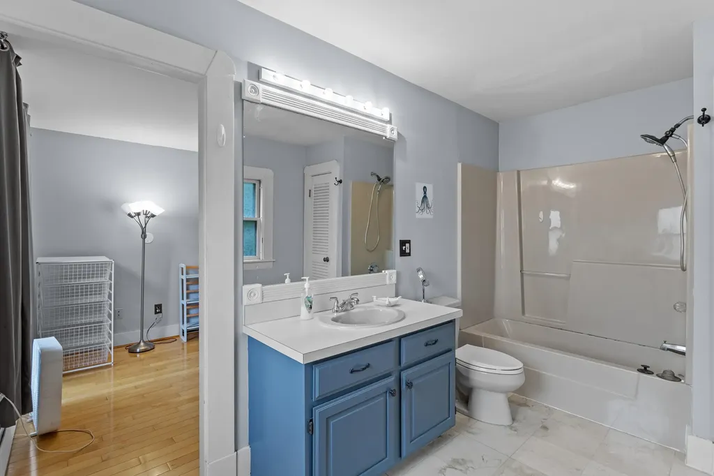 270 Orange Street Manchester NH 03104