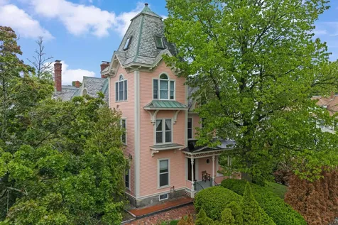 270 Orange Street Manchester NH 03104