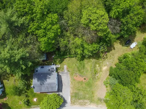 51 Woodlands Drive Epping NH 03042