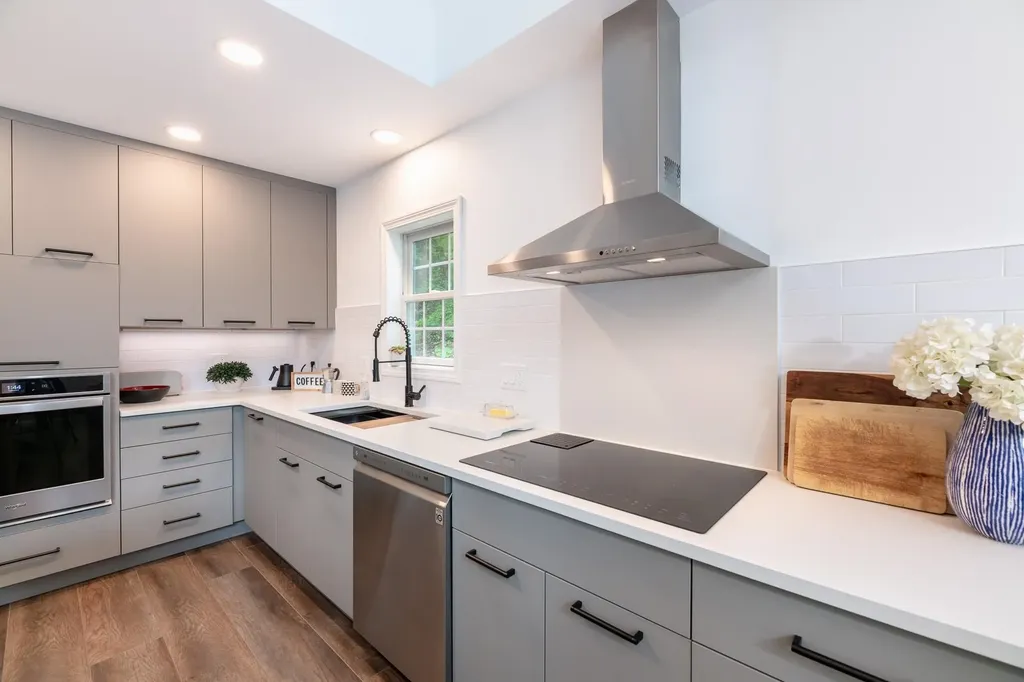 83 Fox Hill Road Belmont NH 03220