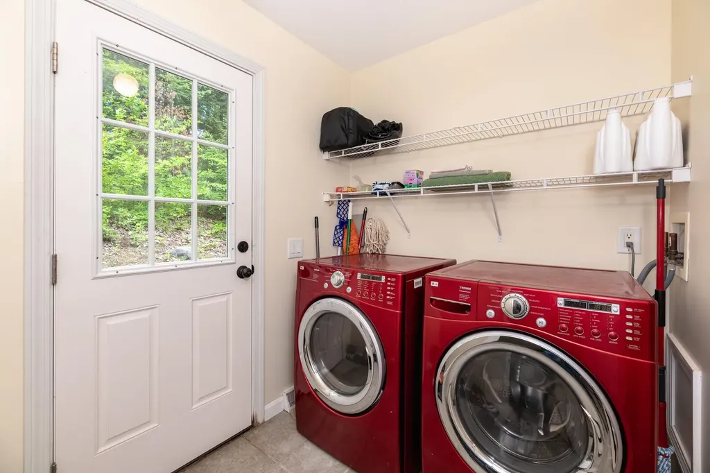 83 Fox Hill Road Belmont NH 03220