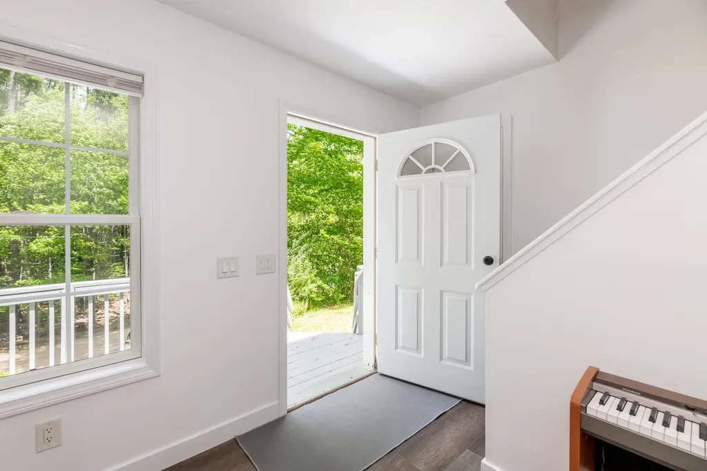 83 Fox Hill Road Belmont NH 03220