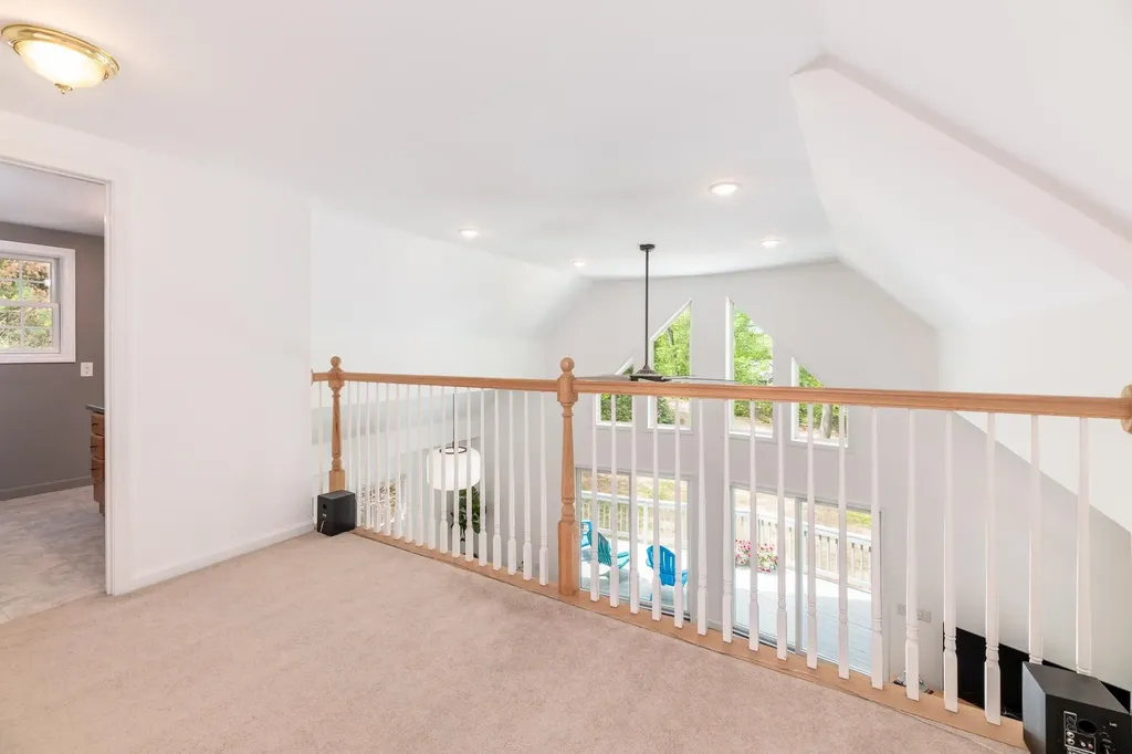 83 Fox Hill Road Belmont NH 03220