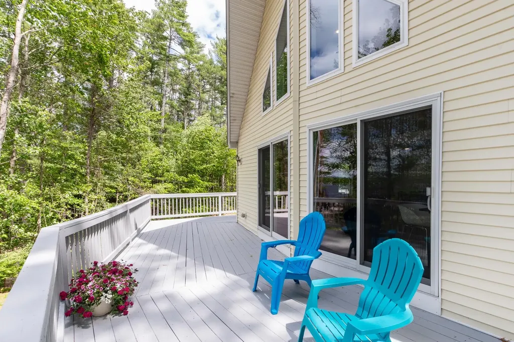 83 Fox Hill Road Belmont NH 03220
