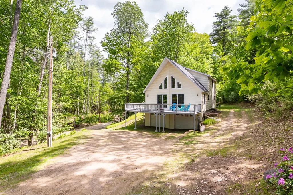 83 Fox Hill Road Belmont NH 03220