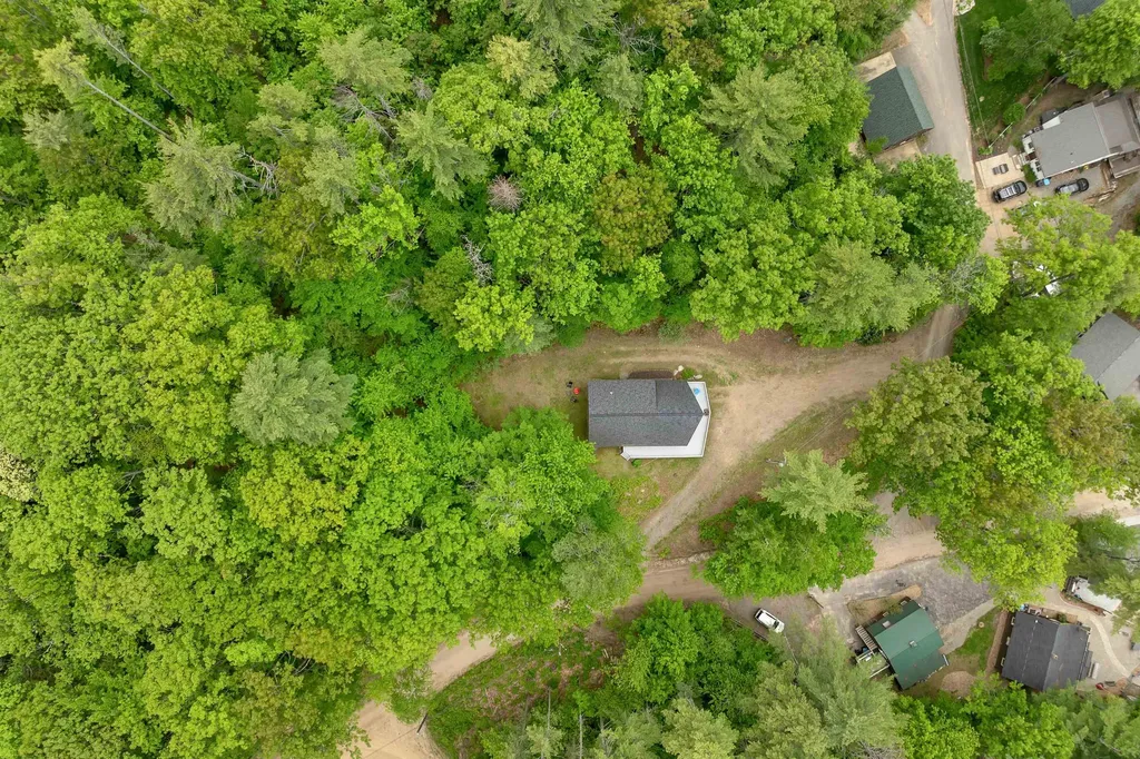 83 Fox Hill Road Belmont NH 03220