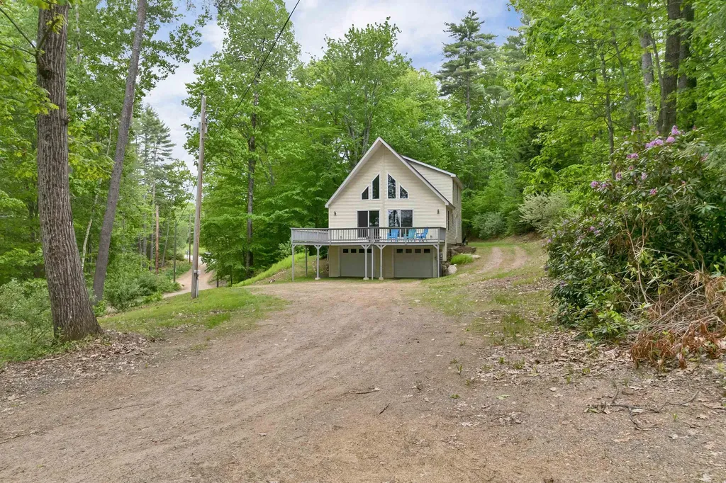 83 Fox Hill Road Belmont NH 03220